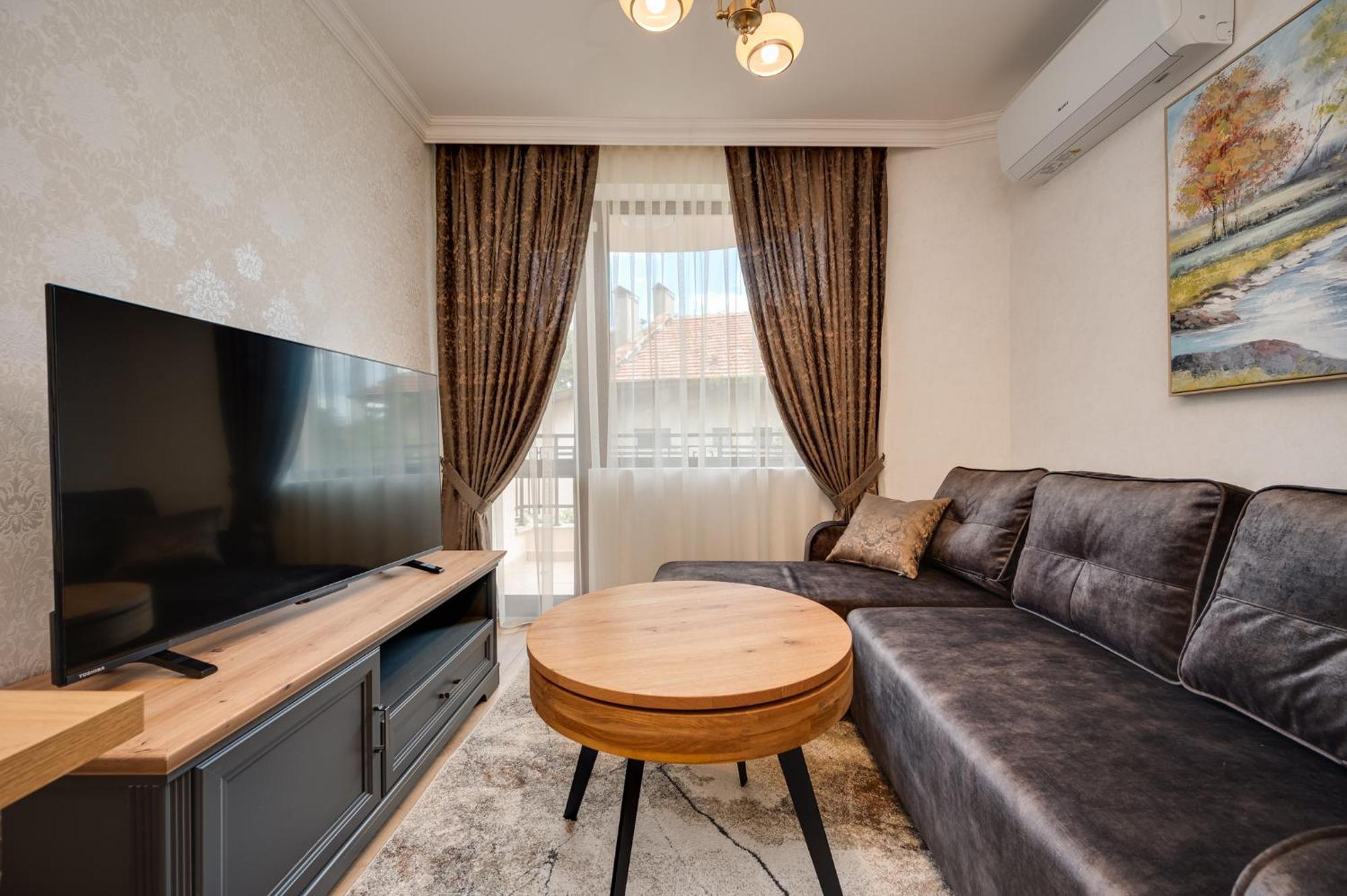 Prestige Central Apartments Varna Extérieur photo