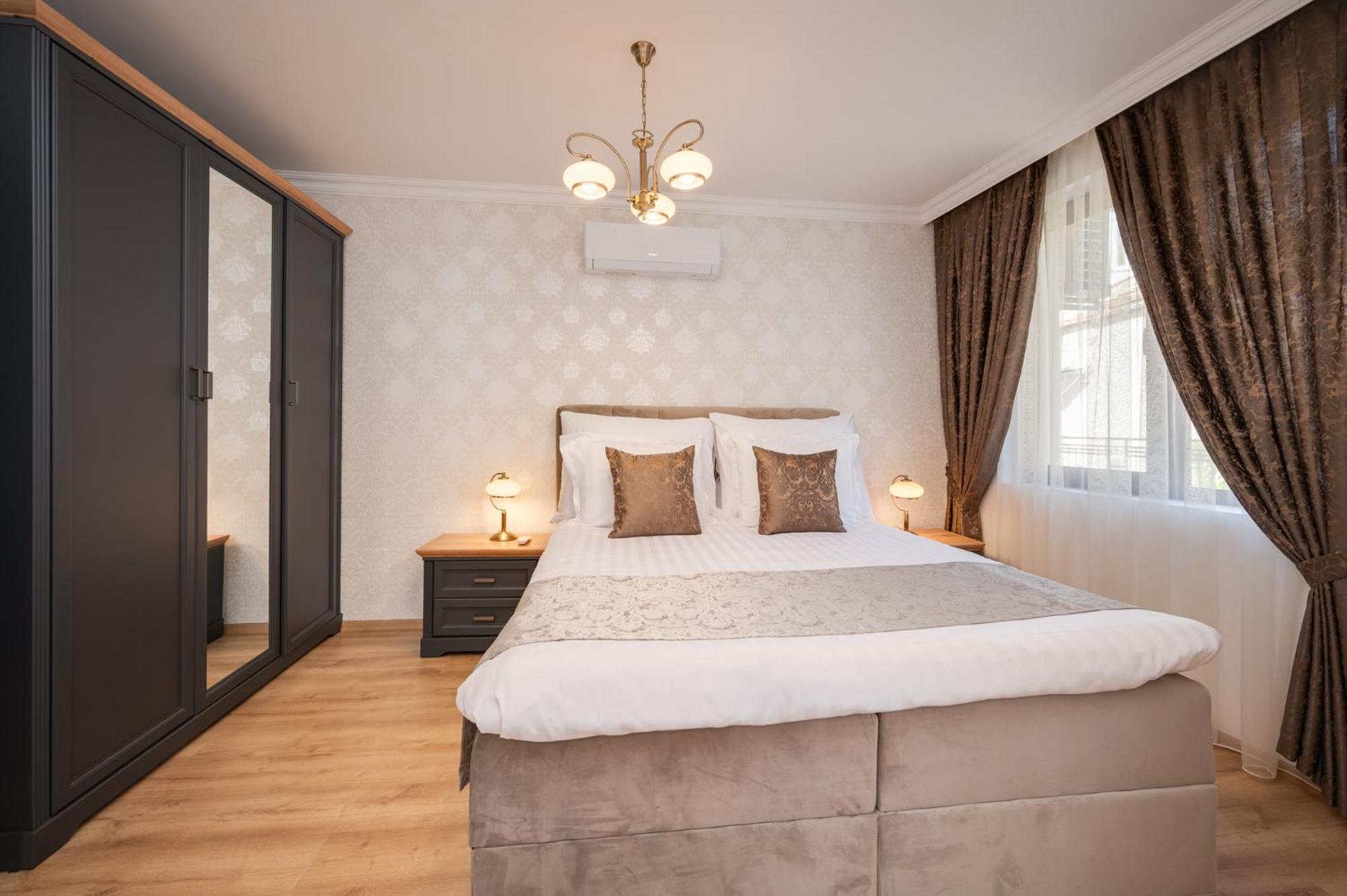 Prestige Central Apartments Varna Extérieur photo