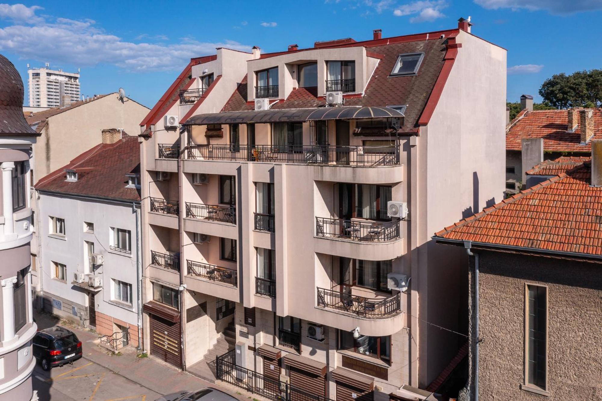 Prestige Central Apartments Varna Extérieur photo