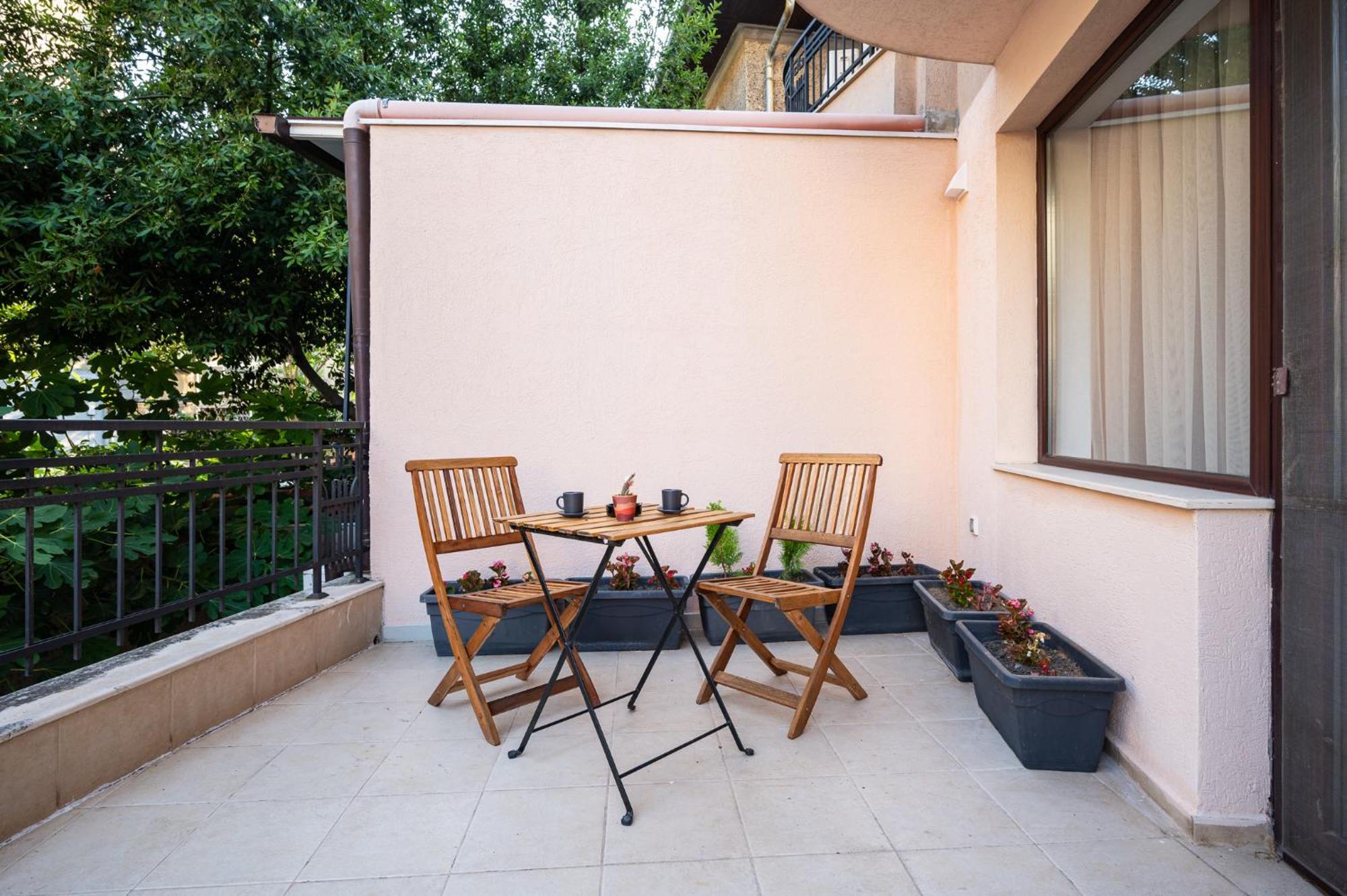 Prestige Central Apartments Varna Extérieur photo